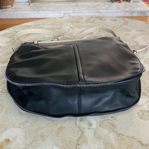 David Jones Vegan Leather Hobo Shoulder Bag - Picture 8 of 11